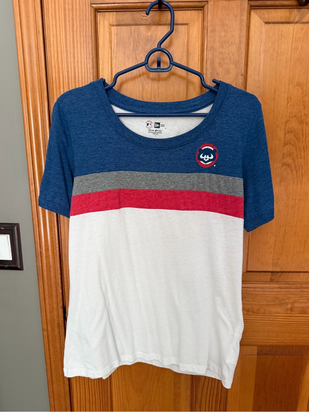 New Era Chicago Cubs t-shirt, size L